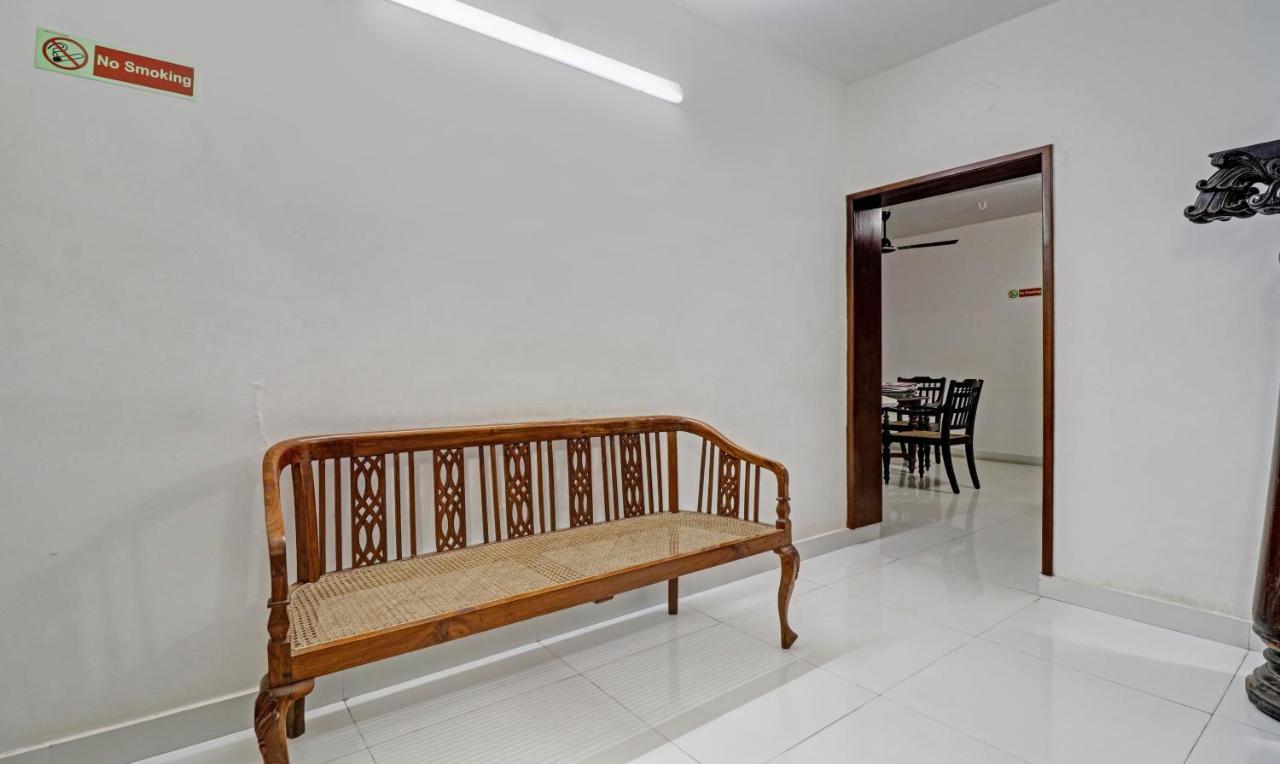 Treebo Backpackers Inn Kochi Exterior foto